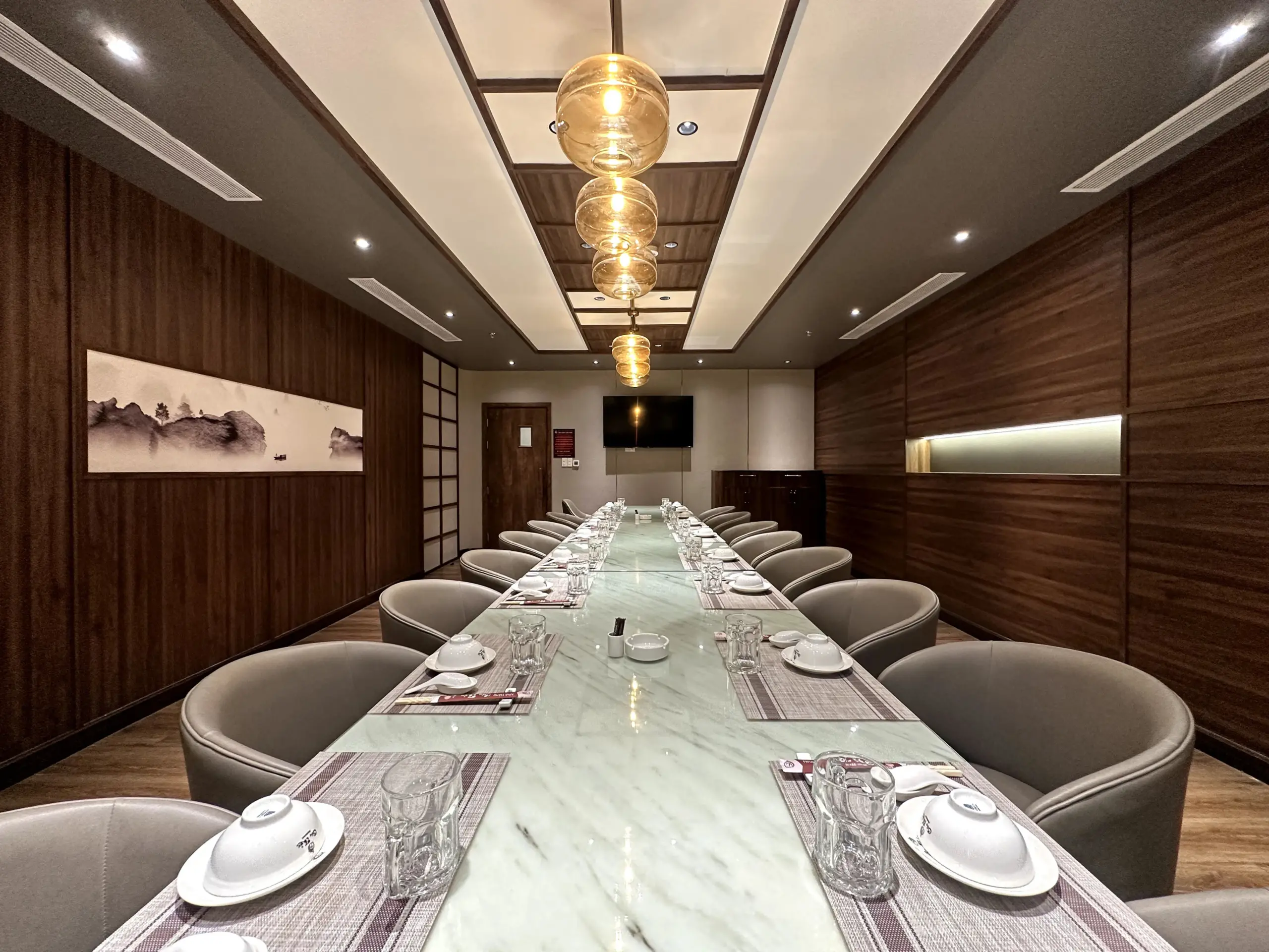 Phòng VIP tại Nhà hàng Sơn Thủy