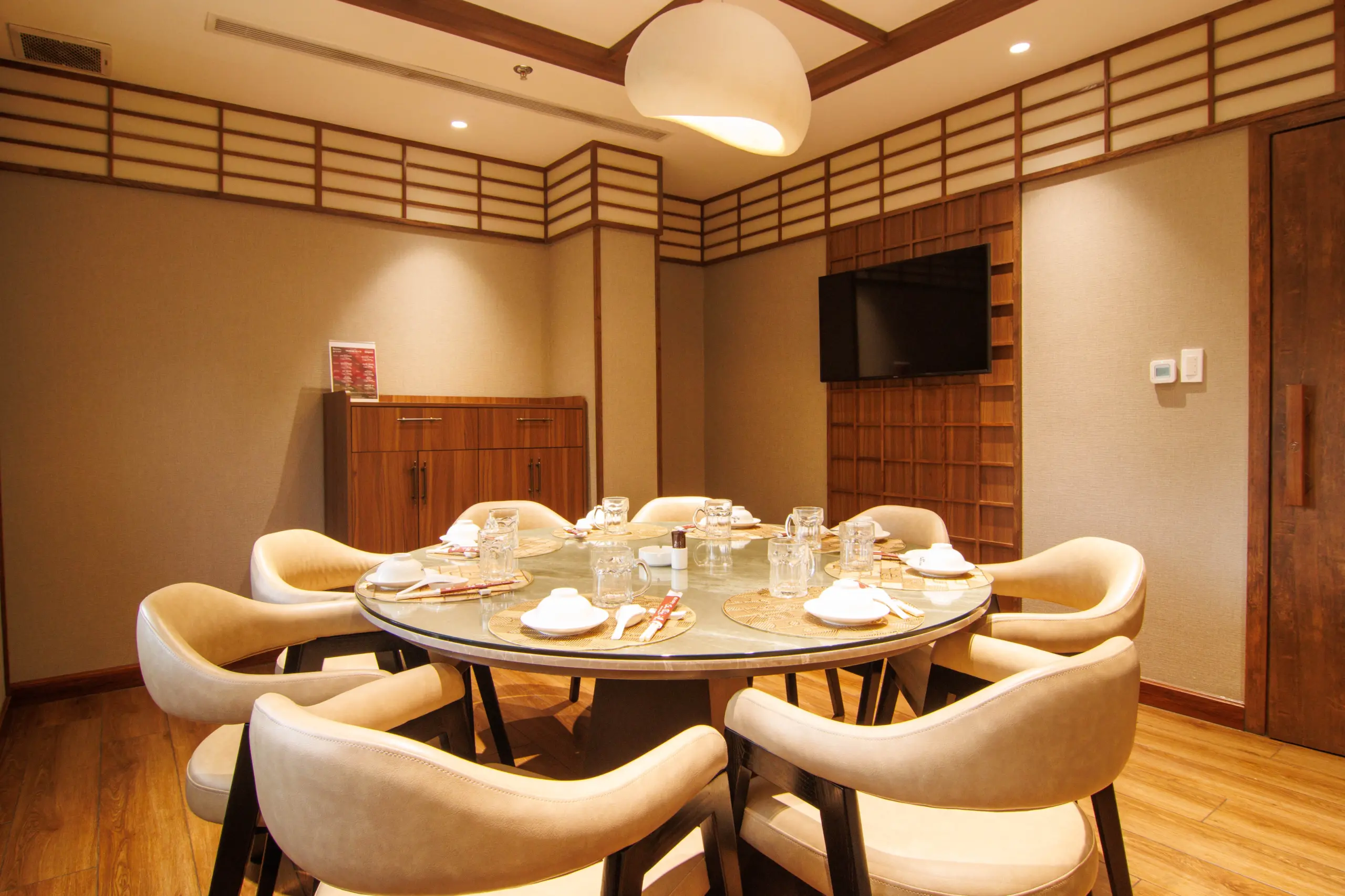 VIP 16 SƠN THUỶ