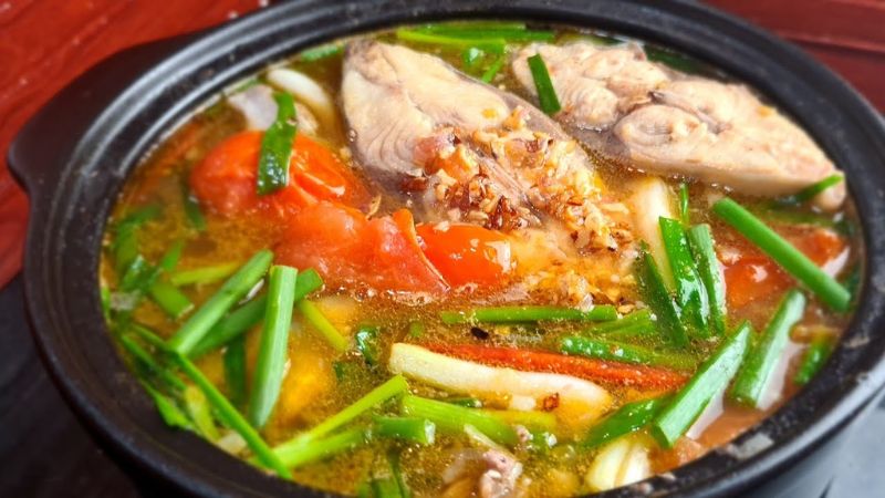 Cá Chim Trắng Nấu Ngót