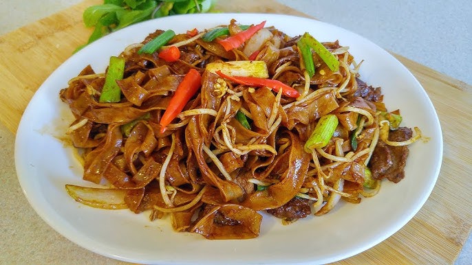 Hủ Tiếu Áp Chảo Bò