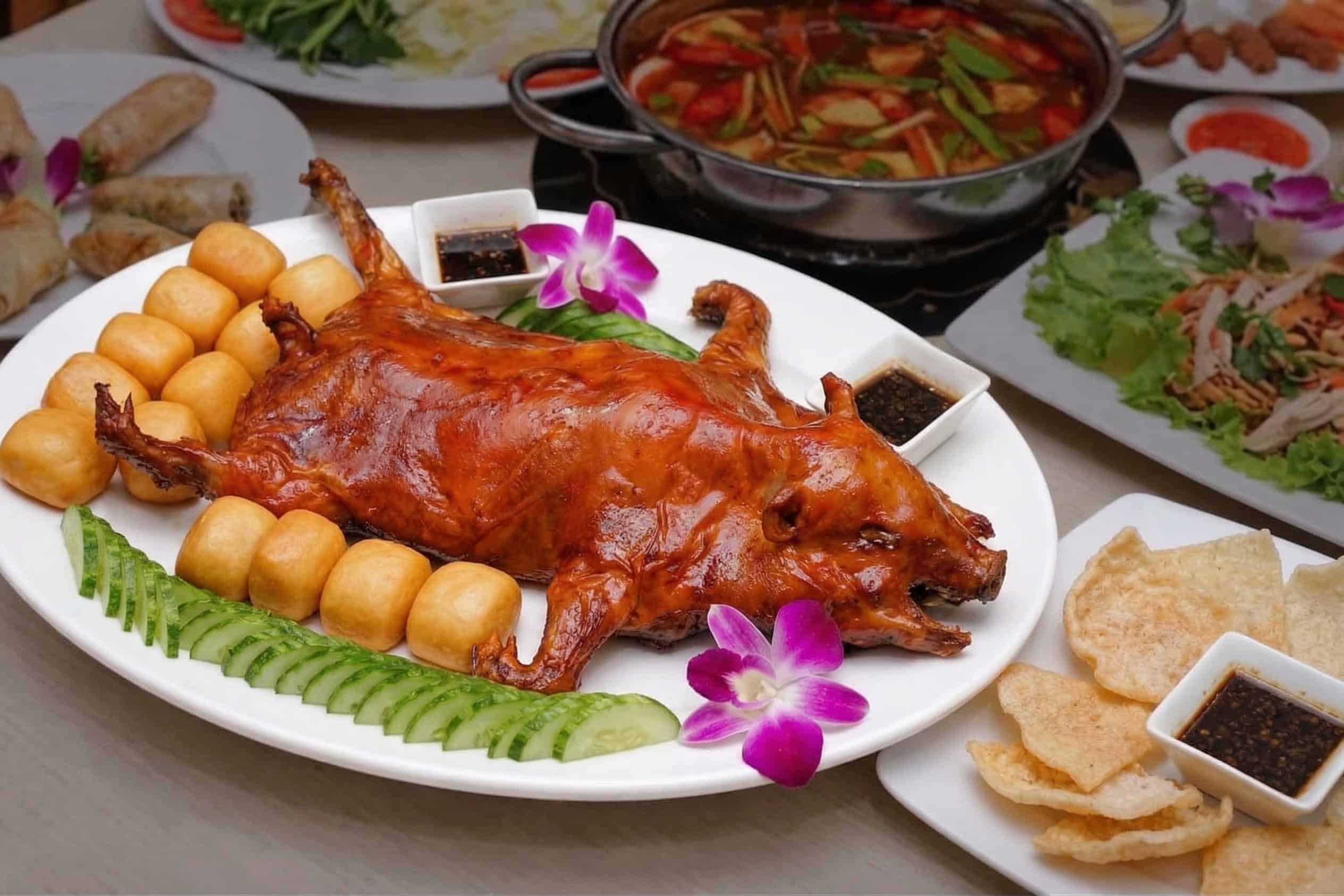 Món đặc sản của Nhà hàng Sơn Thủy