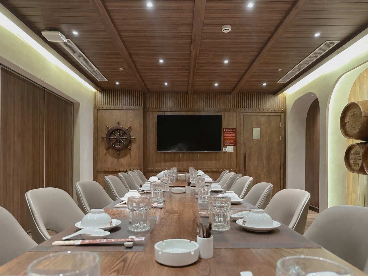 VIP 4 SƠN THUỶ — Nhà hàng Sơn Thủy